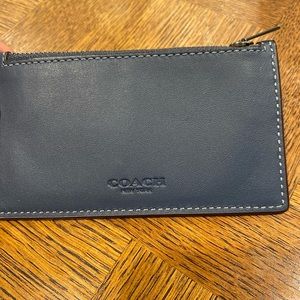 Women’s Coach cardholder